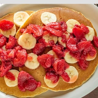 Strawberry Banana Pancakes