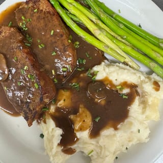 Meatloaf w/mushroom Gravy
