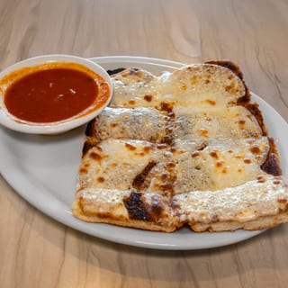Garlic Bread w/cheese